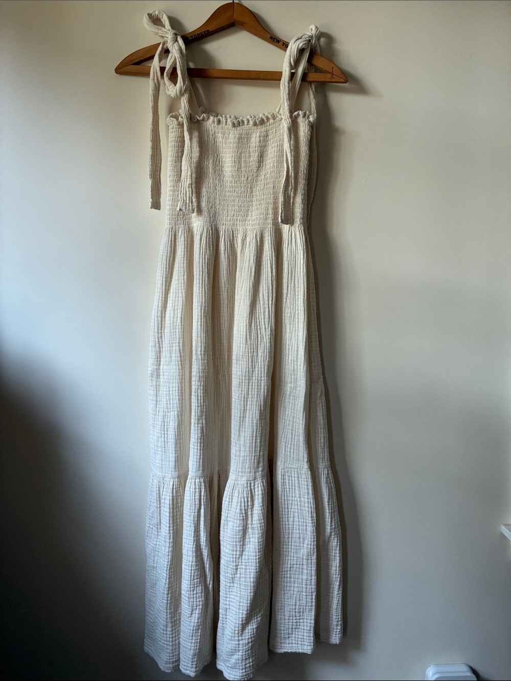 NOTHING FITS BUT Momoka Maternity gauze cotton smocked Eggshell tie midi maxi - Picture 5 of 9